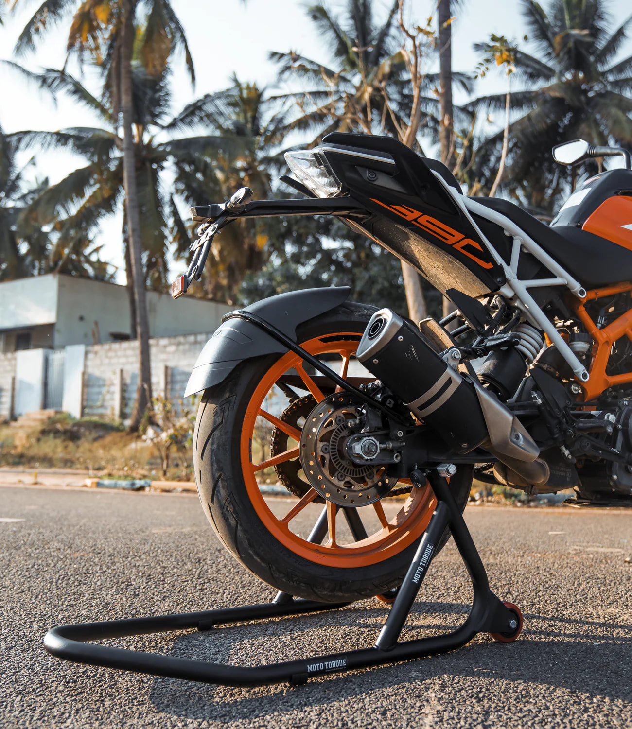 MOTO TORQUE PADDOCK STAND - BLACK