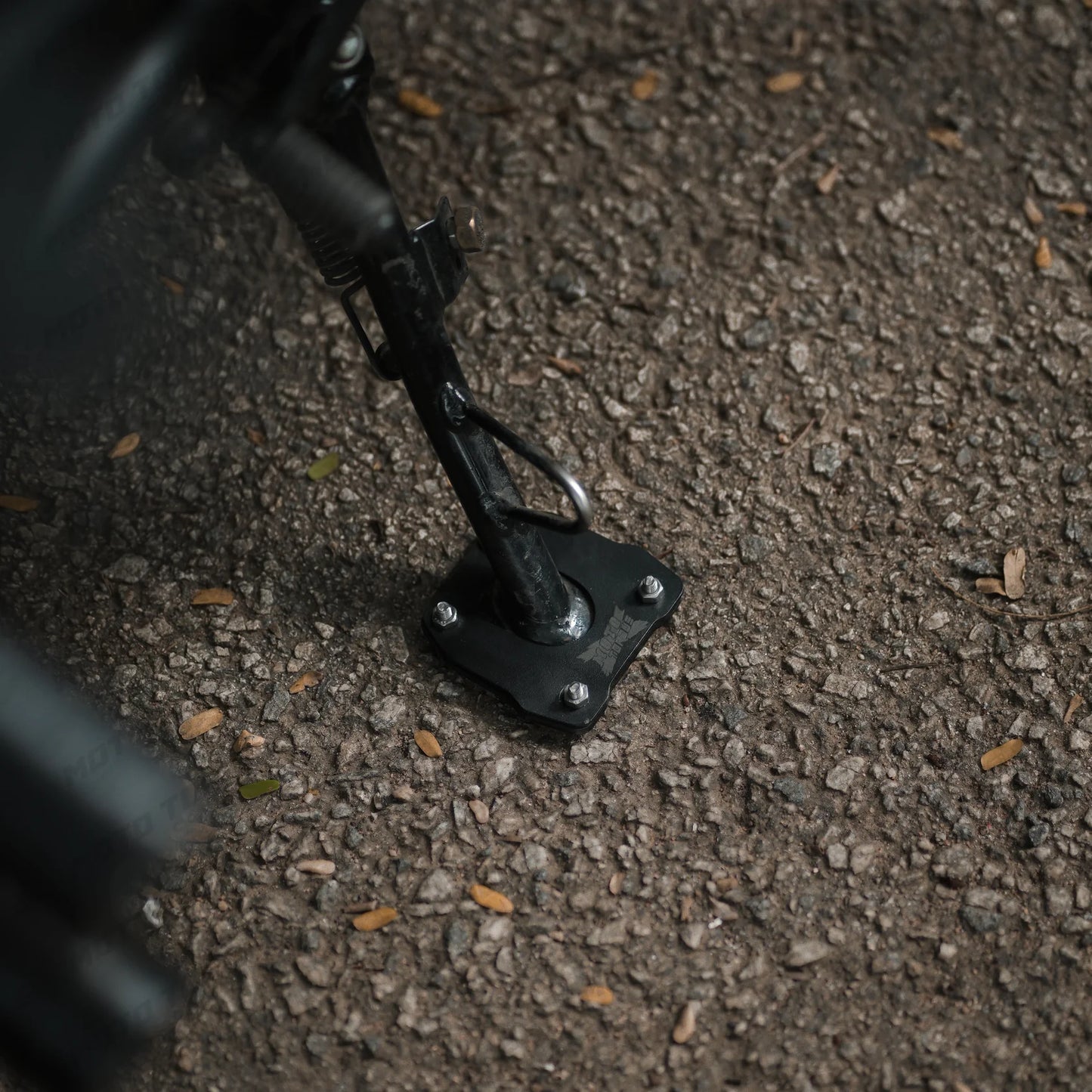 MOTO TORQUE SIDE STAND EXTENDER FOR PULSAR NS 400