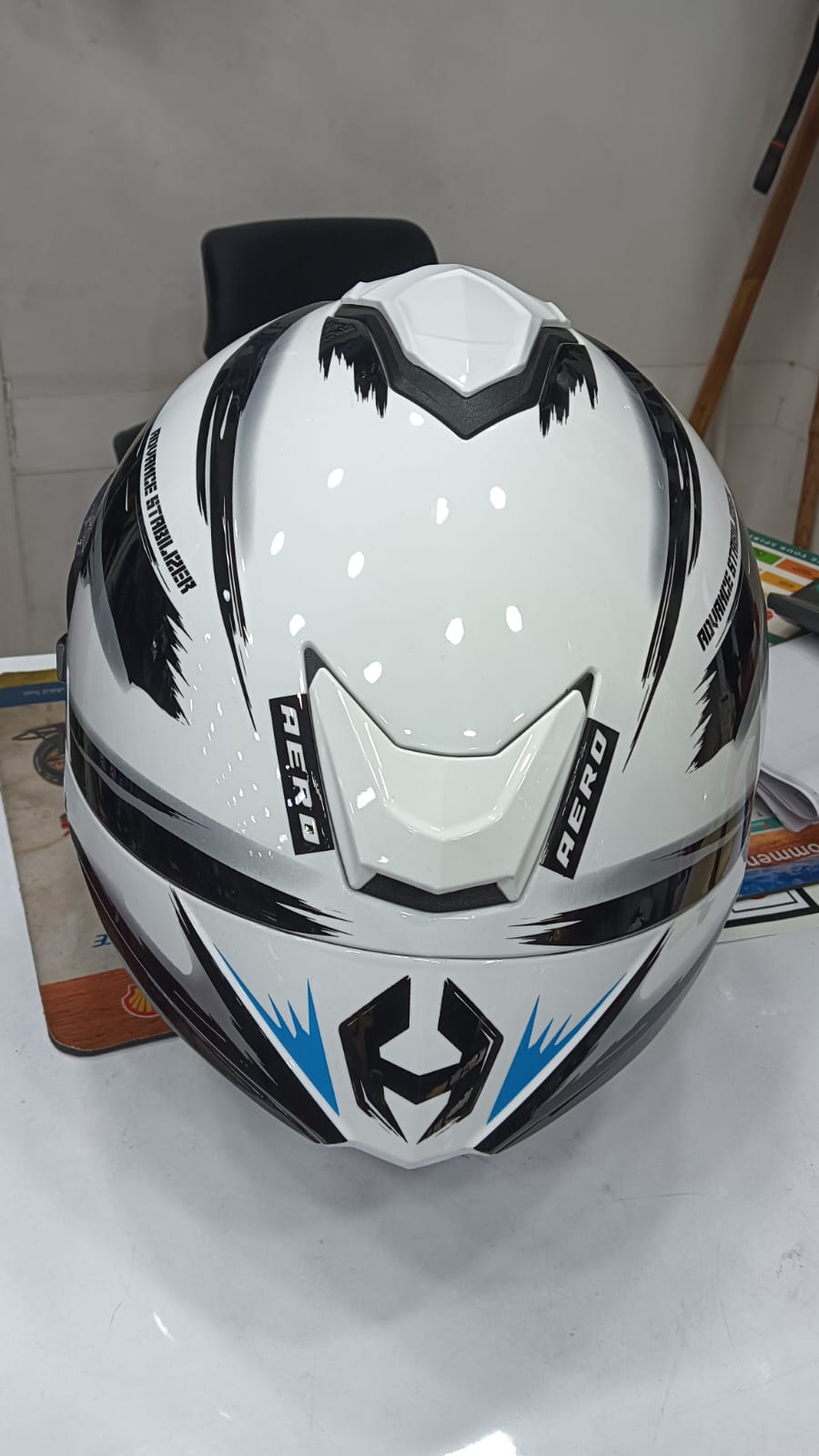 NHK K5R ONISUKE HELMET - WHITE/BLACK GL