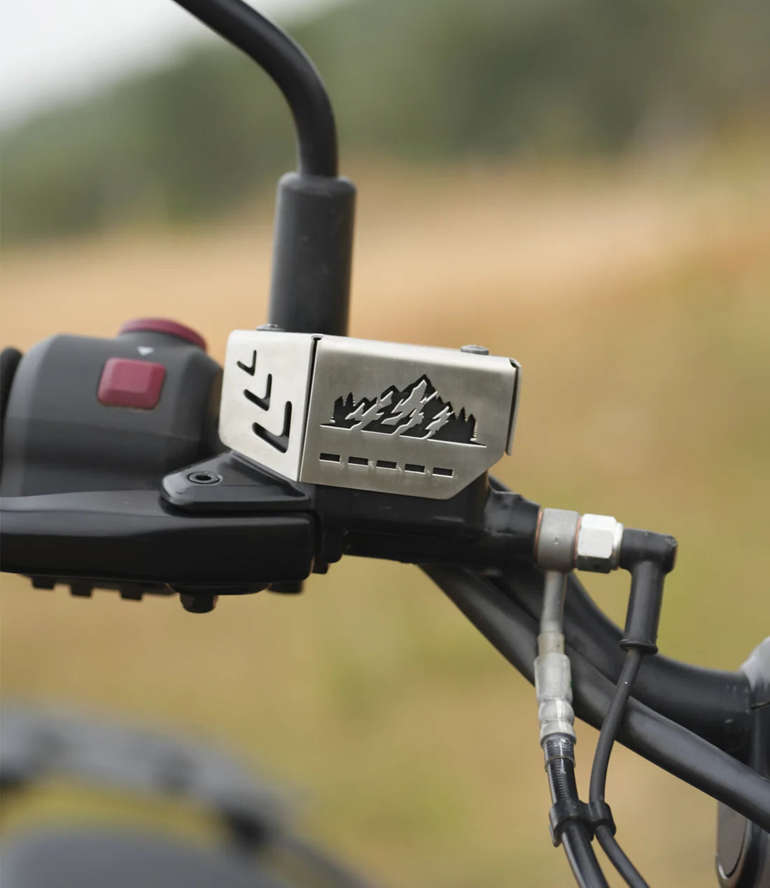 MOTO TORQUE HIMALAYAN 450 - FRONT MASTER CYLINDER GUARD (SS)