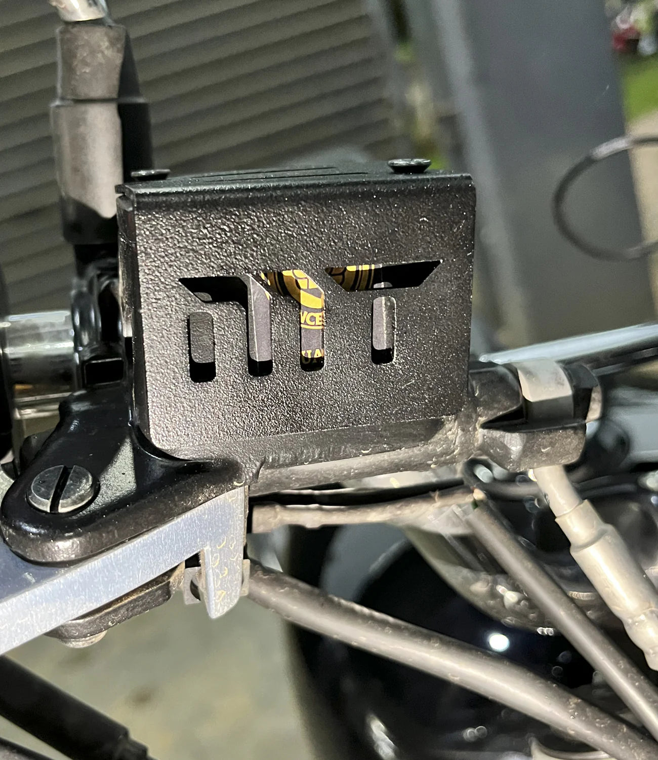 MOTO TORQUE INTERCEPTOR 650 / GT 650 - DISK OIL CAP