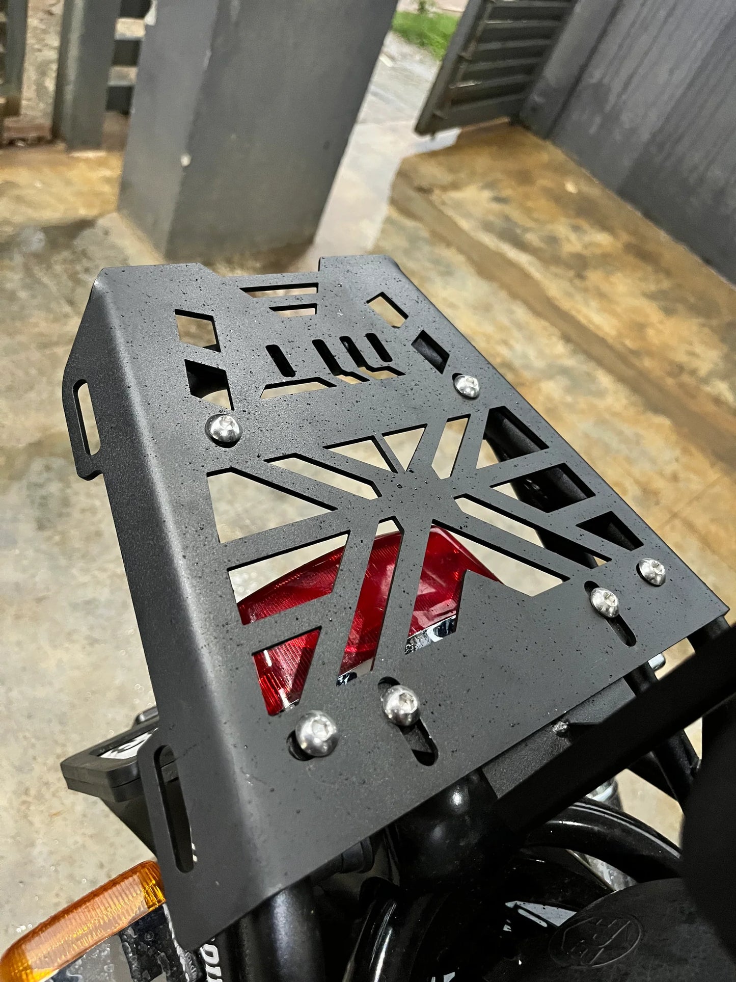 MOTO TORQUE INTERCEPTOR 650 / GT 650 - BACK CARRIER