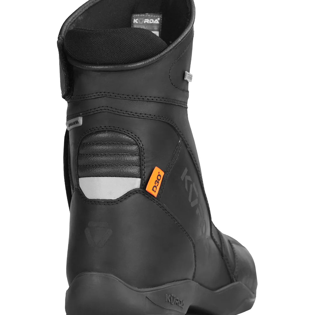KORDA TOURMASTER LOW RIDING BOOTS WITH D3O - BLACK