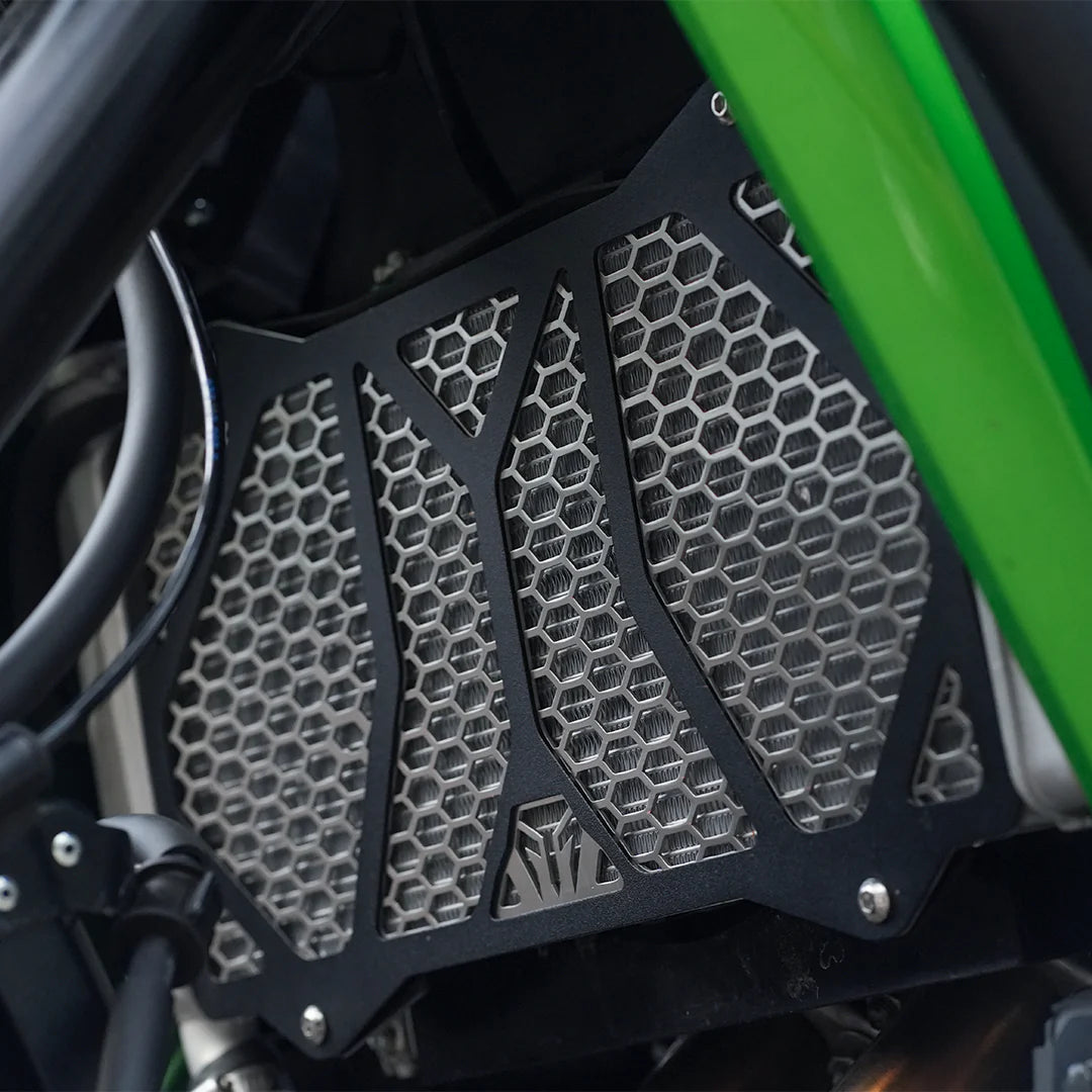 MOTO TORQUE RADIATOR GUARD FOR KAWASAKI VERSYS 650