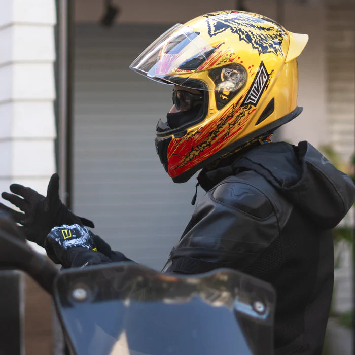 TIIVRA SABRE HELMET